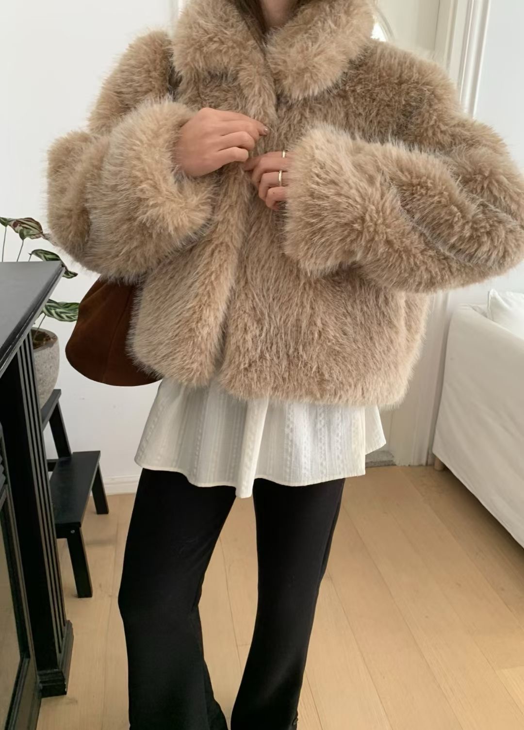 MELLOUNGE-멜라운지-T東大門㊣代購女裝新款人氣短款大衣MELLOUNGE-T短款大衣圖色1