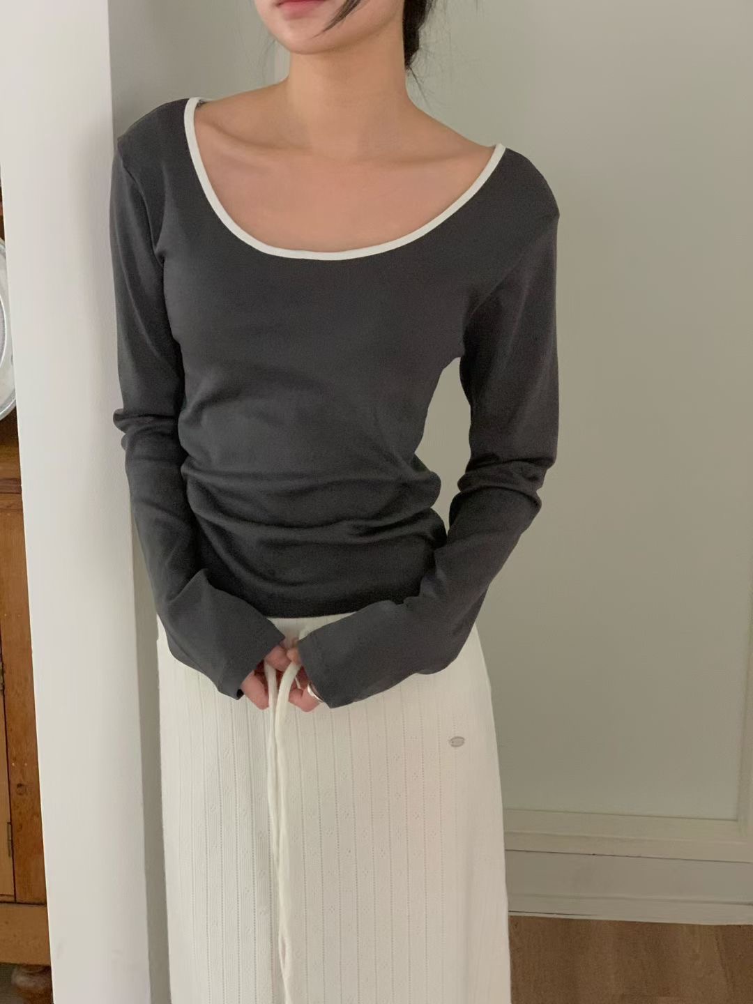 LURE東大門㊣直郵女裝新品時尚熱賣人氣25秋冬職業真品長袖T恤LURE長袖T恤圖色3