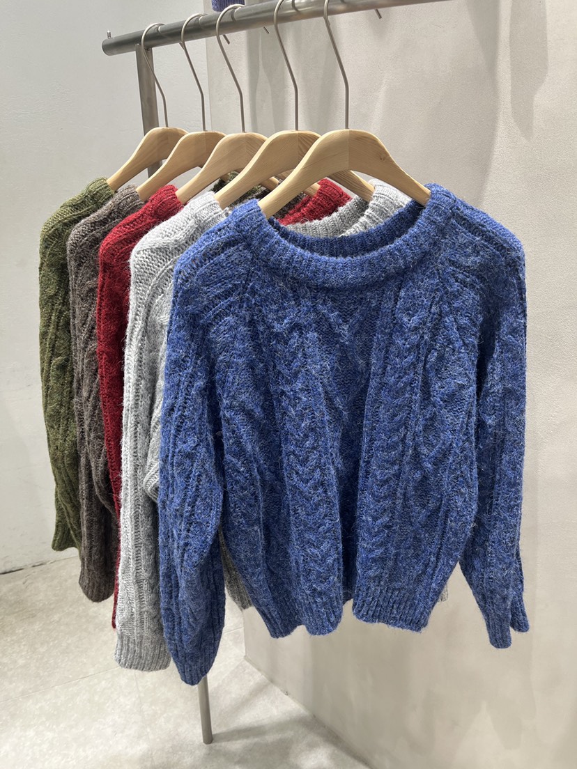 EVERCOMMERCE METICULOUSLY DESIGNED東大門㊣實拍女裝新品熱賣毛衣EVERCOMMERCE METICULOUSLY DESIGNED毛衣