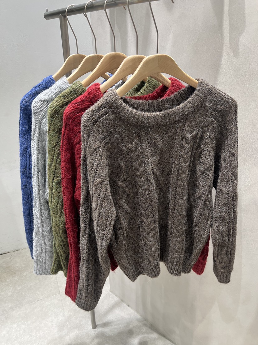 EVERCOMMERCE METICULOUSLY DESIGNED東大門㊣實拍女裝新品熱賣毛衣EVERCOMMERCE METICULOUSLY DESIGNED毛衣