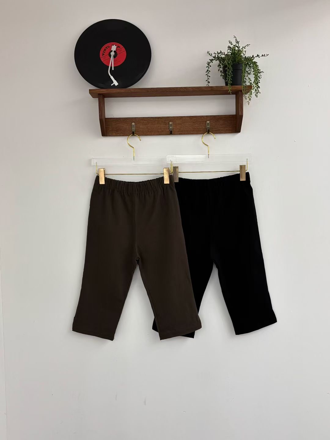 WADE韓國直郵㊣女士新品時尚人氣25秋冬職業熱賣休閑推薦短褲WADE短褲圖色2左二色