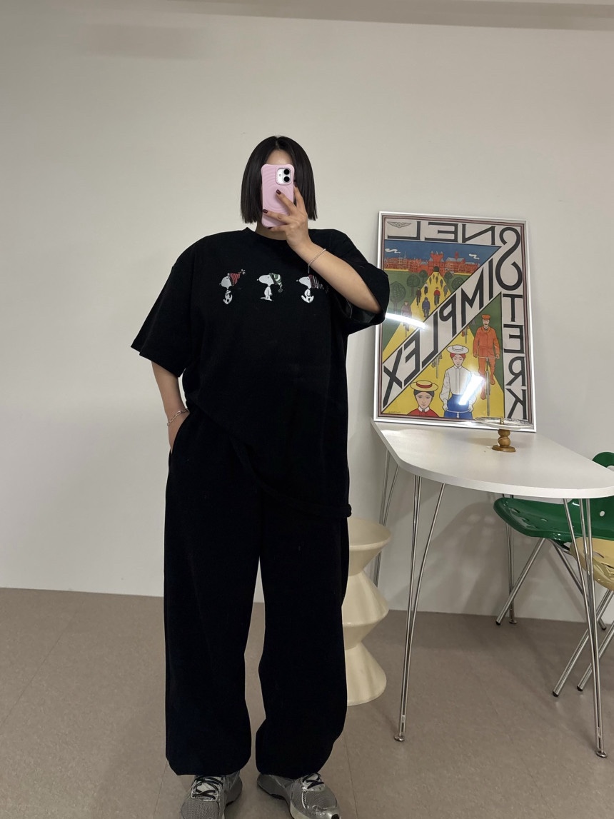 OURWAVE/OUR ROOM東大門㊣直郵女裝新品熱賣T恤史努比加絨抓絨Our Wave/Our RoomT恤