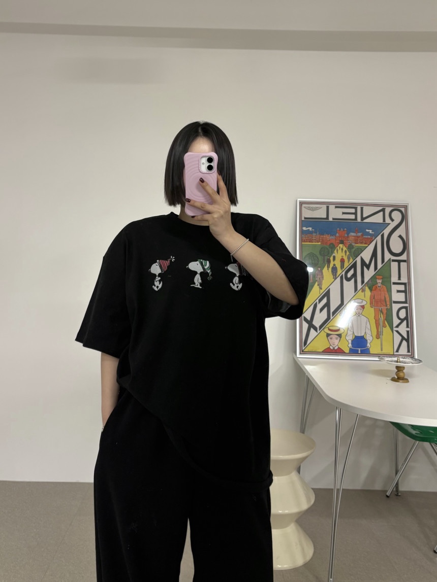 OURWAVE/OUR ROOM東大門㊣直郵女裝新品熱賣T恤史努比加絨抓絨Our Wave/Our RoomT恤