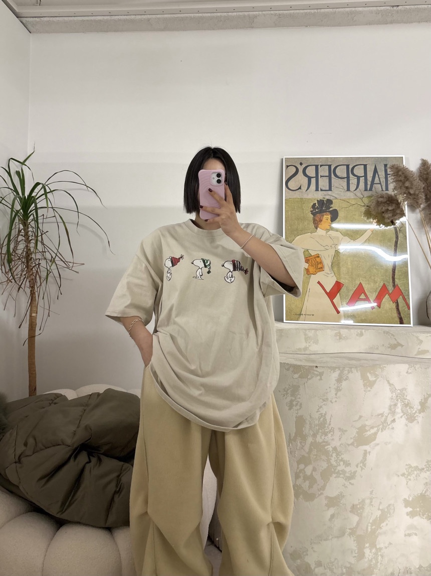 OURWAVE/OUR ROOM東大門㊣直郵女裝新品熱賣T恤史努比加絨抓絨Our Wave/Our RoomT恤