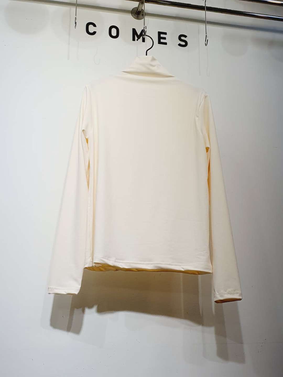 COMES-컴즈-OT東大門㊣直郵女士新款真品時尚熱賣長袖T恤COMES-ot長袖T恤圖色1