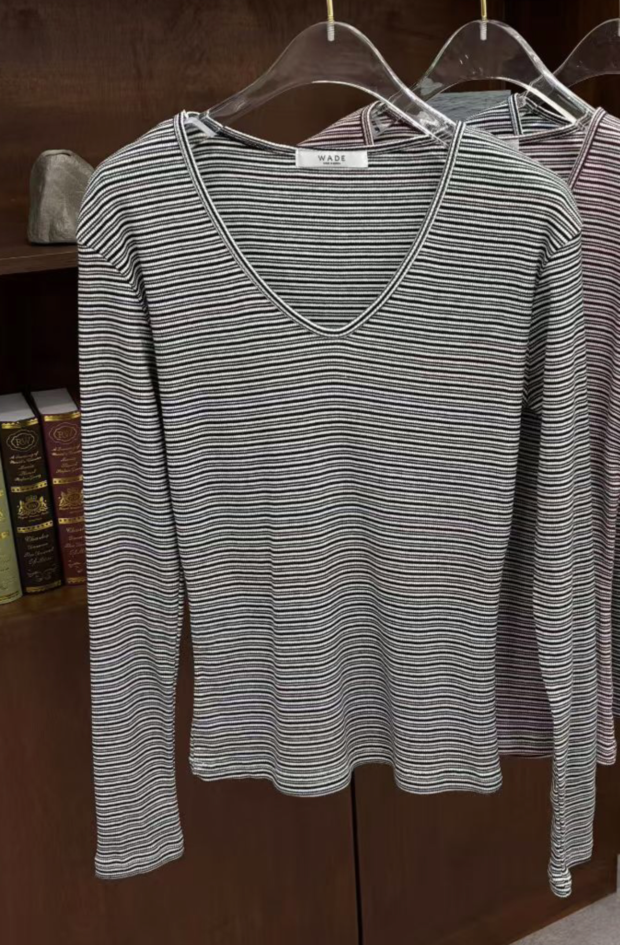 WADE東大門㊣直郵女士新款熱賣真品時尚推薦職業25秋冬長袖T恤WADE長袖T恤圖色1