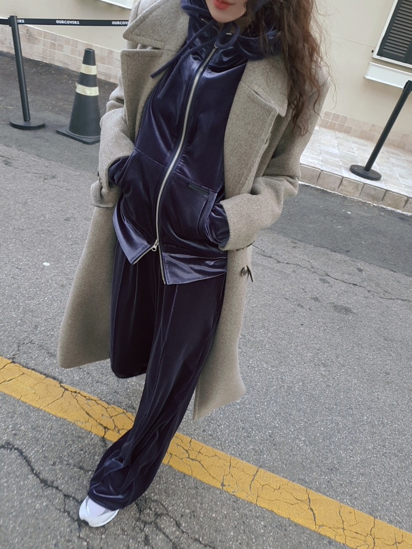 GENTLE B/LOVENTINA東大門㊣代購女裝新品25秋冬衛衣連帽拉鏈衫絲絨GENTLE B/LOVENTINA衛衣