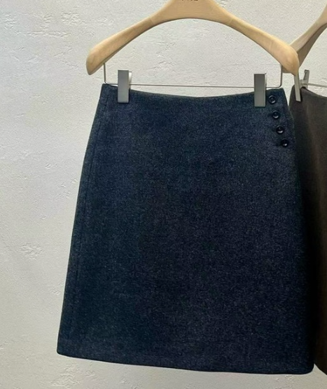 AUTUMN BEIGE-Q韓國代購㊣女裝新品25秋冬休閑職業短裙紐扣A.b/AUTUMN BEIGE短裙圖色1