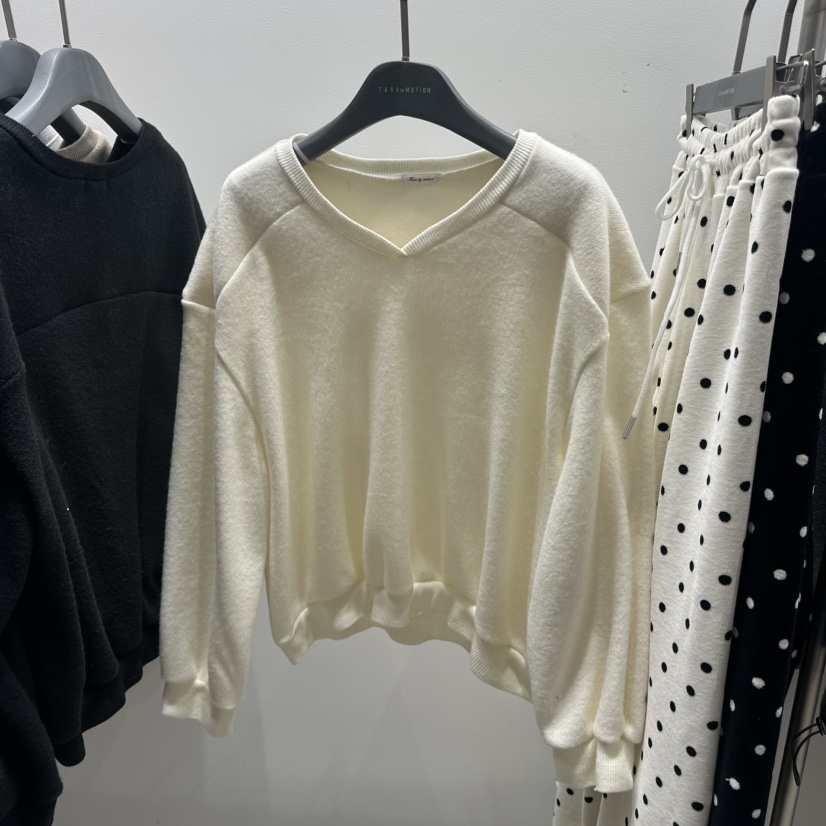 TARABY MOTION東大門㊣代購女裝新款人氣熱賣休閑衛衣羊毛TARABY MOTION衛衣圖色3
