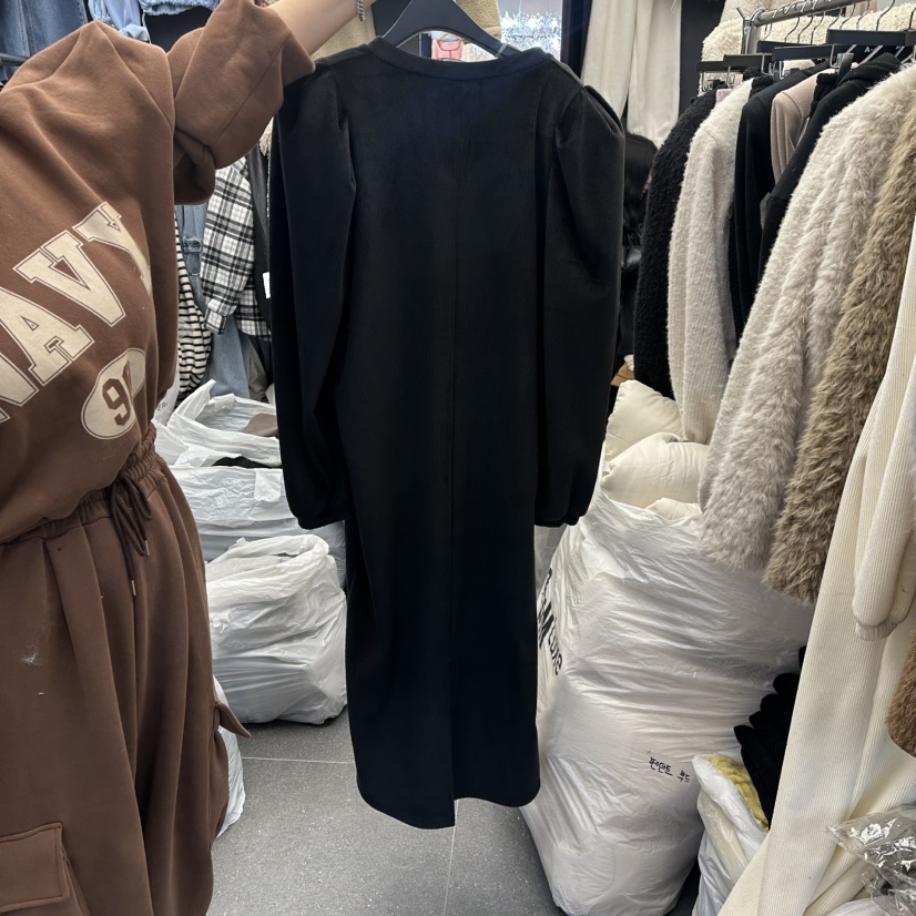 A-DEL東大門㊣實拍女裝新品推薦休閑熱賣人氣連衣裙加絨絲絨A-DEL連衣裙