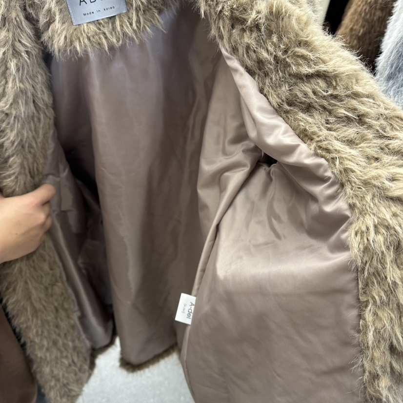 A-DEL韓國代購㊣女士新款推薦時尚人氣熱賣短款大衣不含內搭A-DEL短款大衣