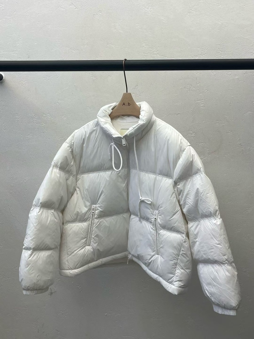 AUTUMN BEIGE-Q東大門㊣代購女士新品真品短款羽絨服高領A.b/AUTUMN BEIGE短款羽絨服圖色1