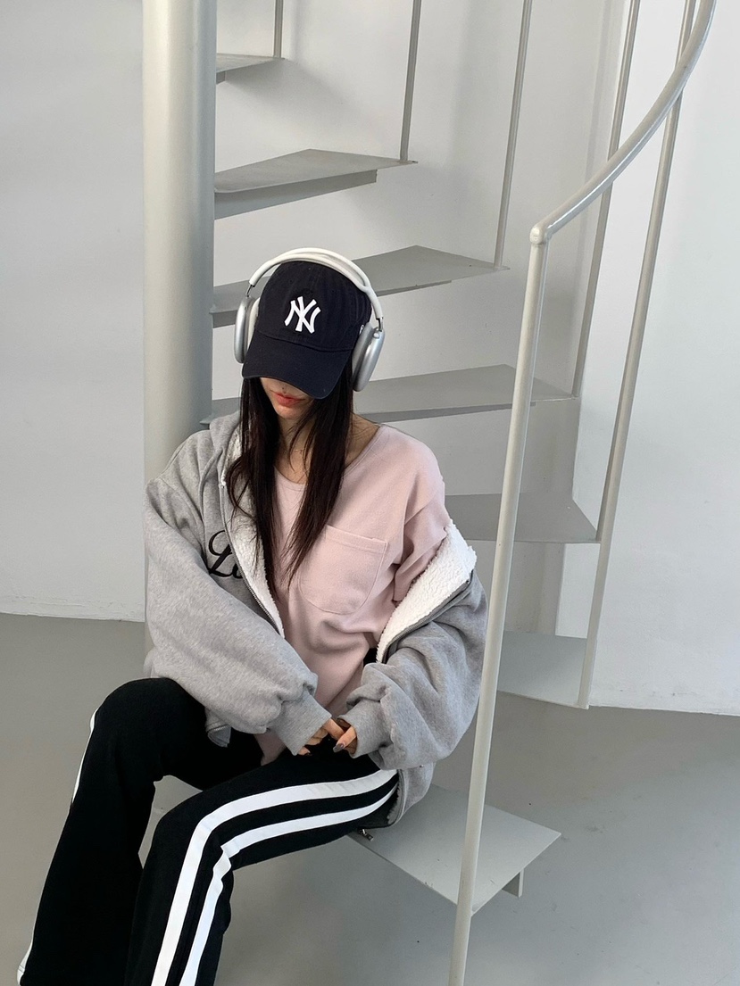 REVE CITE-L韓國代購㊣女裝新品職業推薦時尚T恤口袋抓絨REVE CITE-LT恤