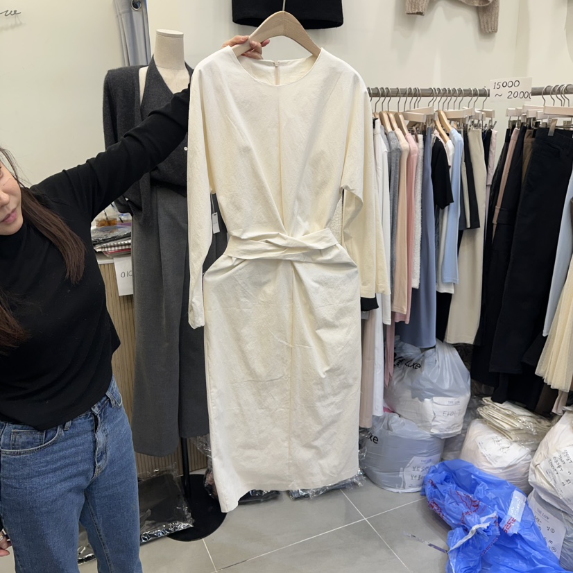 THE LOW韓國直郵㊣女士新款人氣25秋冬真品熱賣連衣裙含腰帶THE LOW連衣裙圖色1