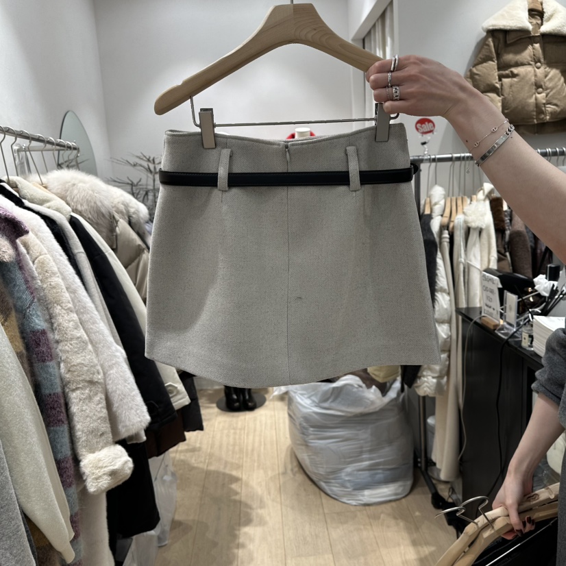 DDAY東大門㊣代購女裝新品25秋冬熱賣時尚真品休閑短裙含腰帶DDAY短裙