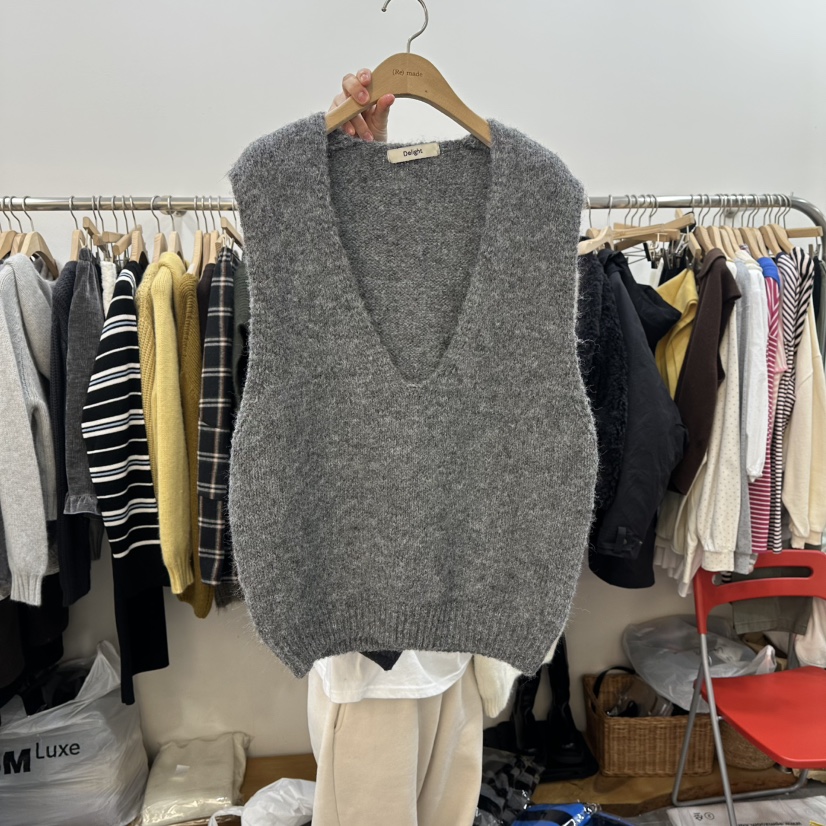 DELIGHT-L韓國直郵㊣女裝新款真品休閑推薦熱賣吊帶背心V領DELIGHT-L吊帶/背心圖色2