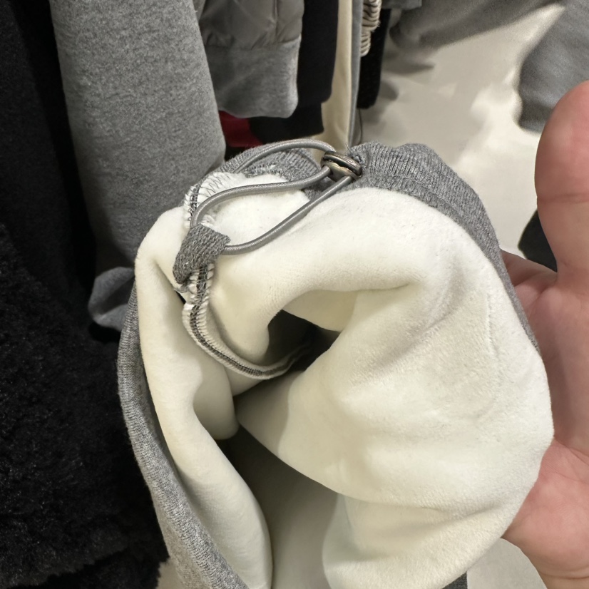 JUNI東大門㊣實拍女裝新款真品時尚職業人氣熱賣套裝加絨套裝my juni套裝