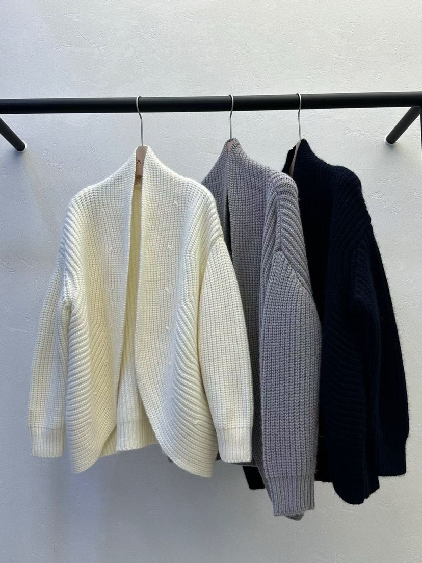 AUTUMN BEIGE-Q東大門㊣直郵女士新品真品時尚毛衣羊毛衫A.b/AUTUMN BEIGE毛衣圖色3左三色