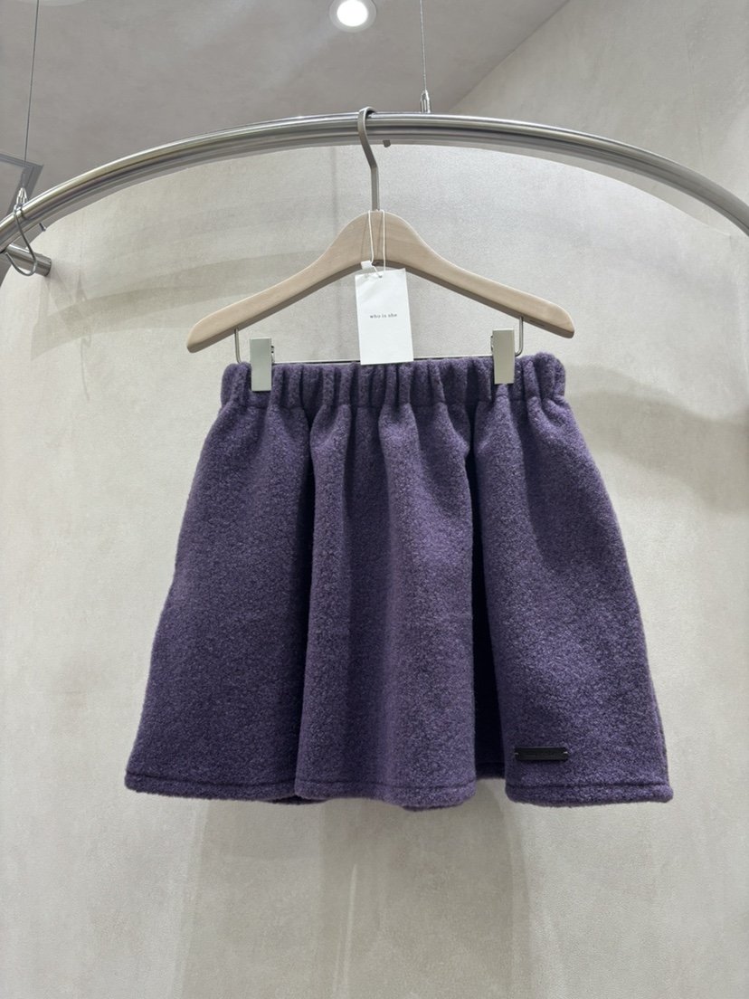 WHO IS SHE東大門㊣代購女裝新品熱賣休閑真品職業短裙羊毛WHO IS SHE短裙圖色1