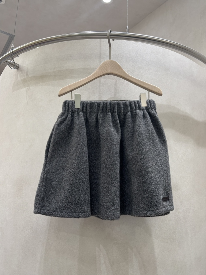 WHO IS SHE東大門㊣代購女裝新品熱賣休閑真品職業短裙羊毛WHO IS SHE短裙圖色2