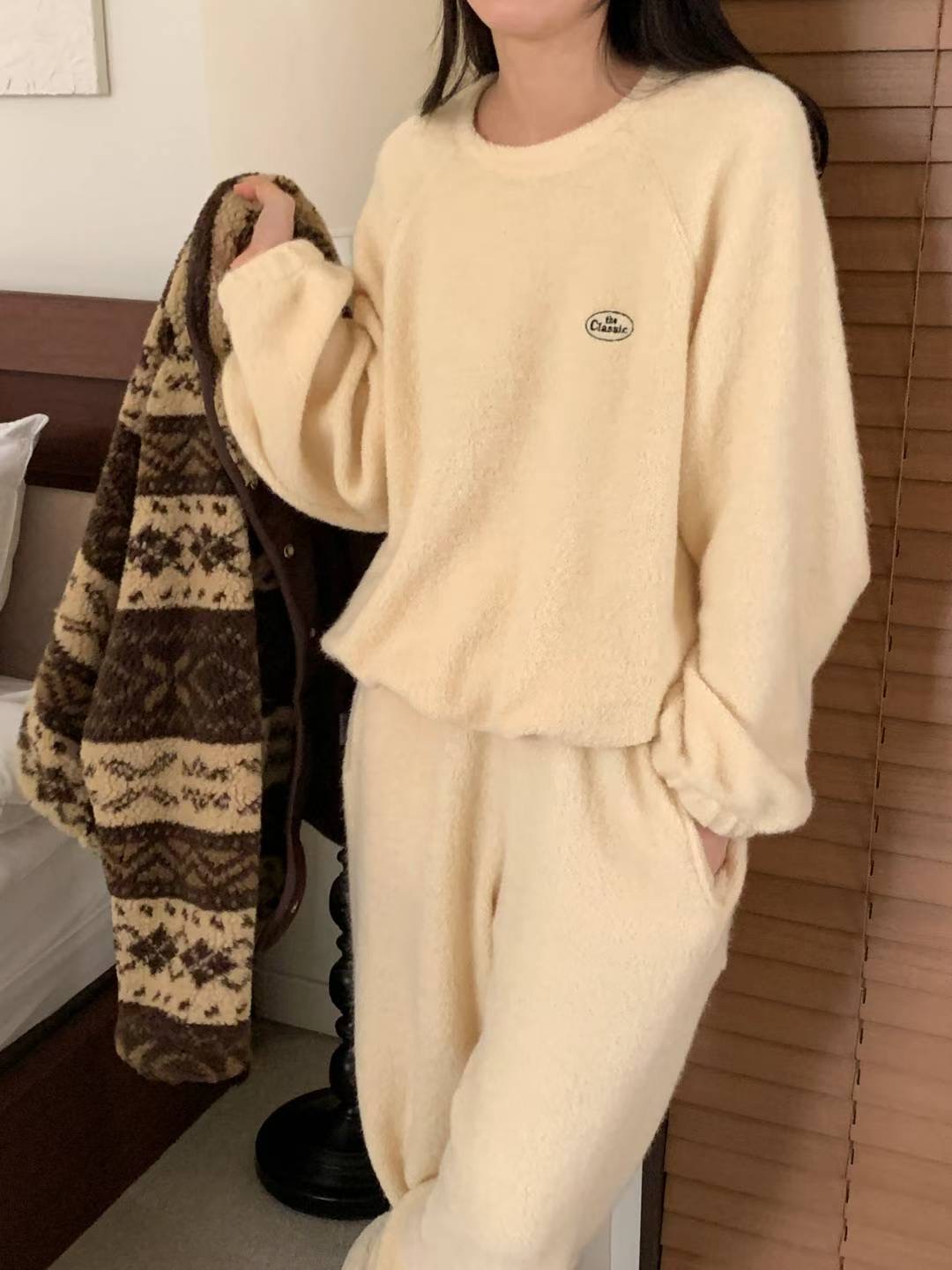 INOUF東大門㊣代購女裝新款25秋冬人氣熱賣休閑職業時尚衛衣INOUF/FLUTTER衛衣