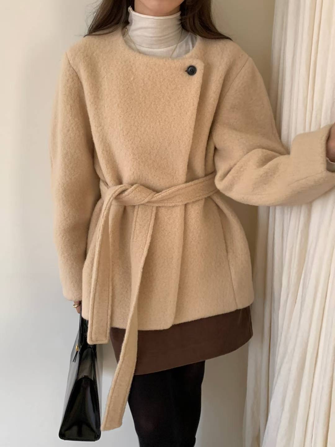 INOUF東大門㊣代購女裝新款25秋冬熱賣推薦時尚短款大衣含腰帶INOUF/FLUTTER短款大衣圖色1