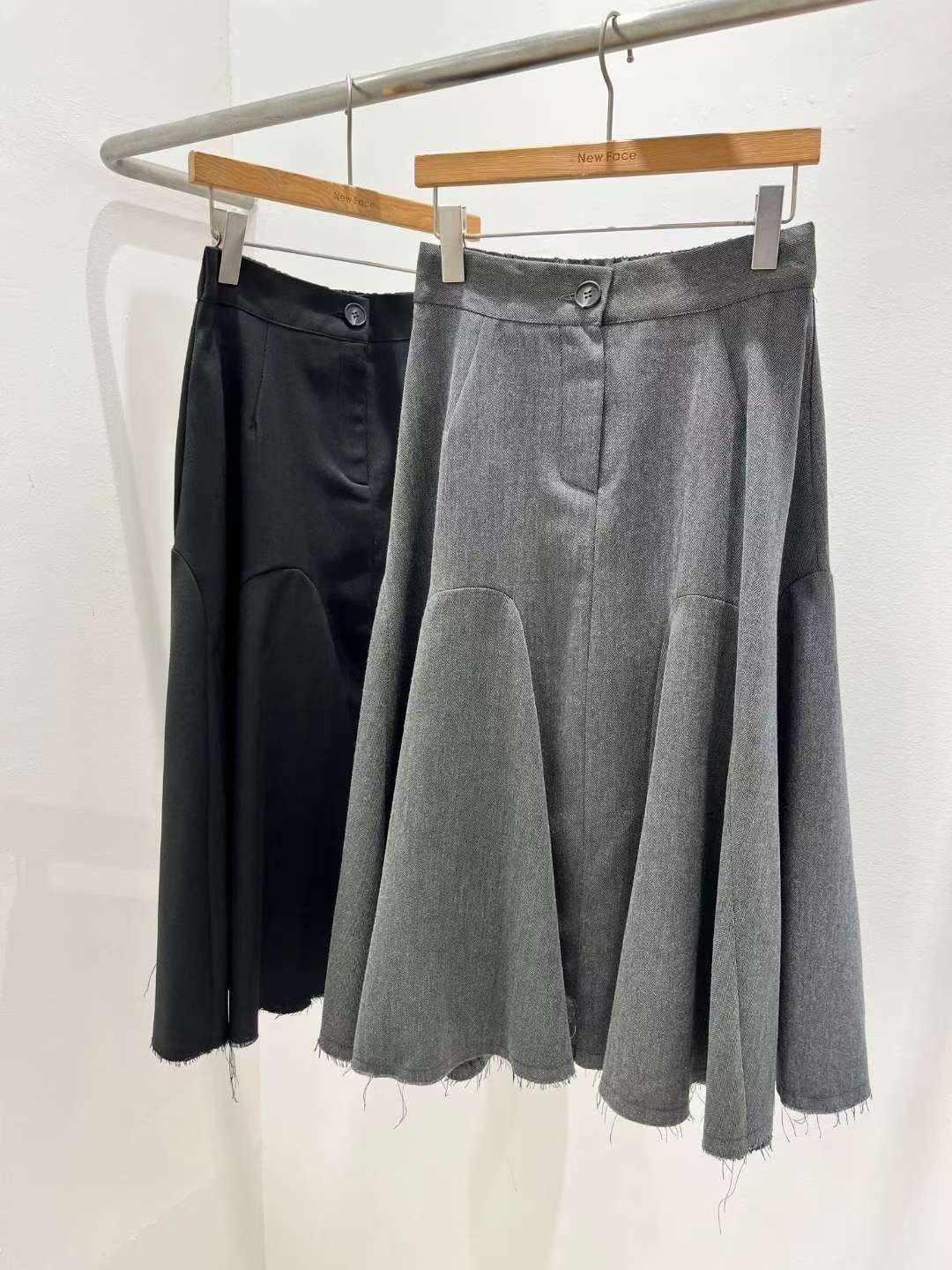 NEW FACE韓國代購㊣女士新品職業25秋冬時尚推薦真品熱賣長裙NEW FACE長裙