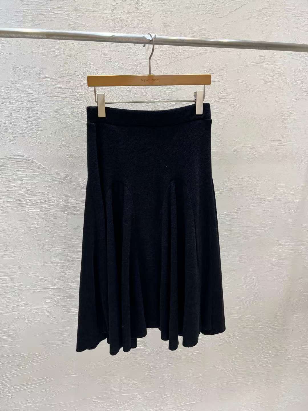 NEW FACE韓國直郵㊣女士新款時尚推薦25秋冬真品休閑人氣長裙NEW FACE長裙圖色2