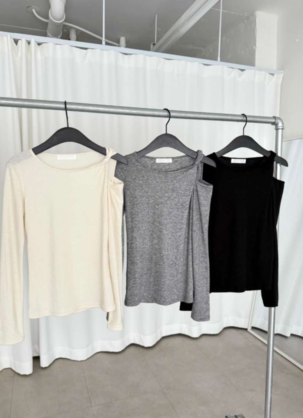 NEW FACE韓國直郵㊣女裝新品推薦職業熱賣時尚人氣長袖T恤NEW FACE長袖T恤