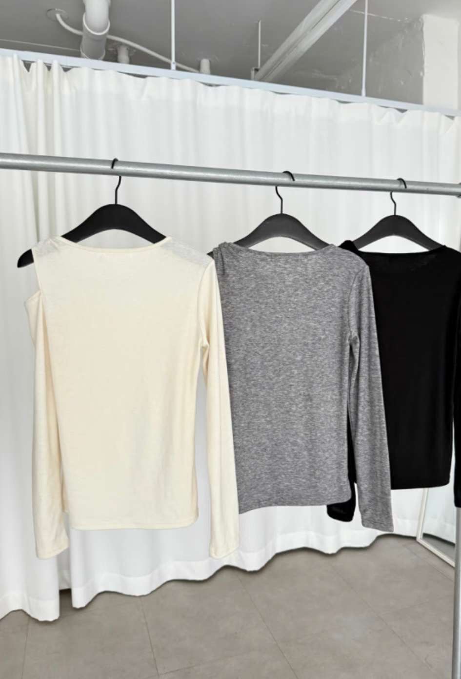 NEW FACE韓國直郵㊣女裝新品推薦職業熱賣時尚人氣長袖T恤NEW FACE長袖T恤