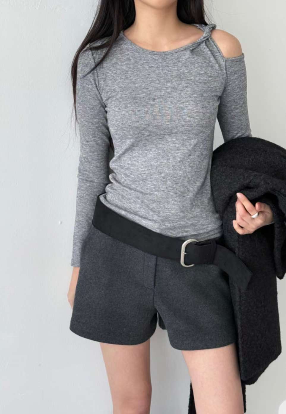 NEW FACE韓國直郵㊣女裝新品推薦職業熱賣時尚人氣長袖T恤NEW FACE長袖T恤圖色2