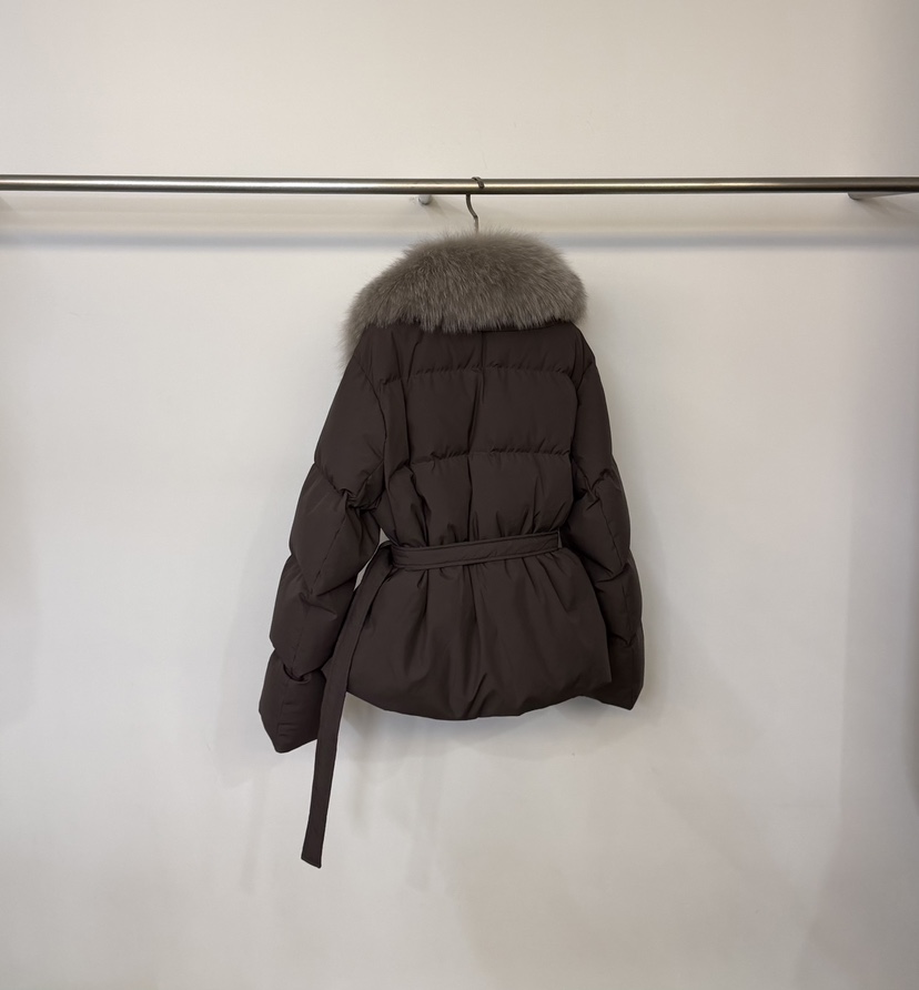 TWENTY FOUR SEVEN24-7東大門㊣實拍女裝新款休閑短款羽絨服毛領可拆可拆卸含腰帶鴨絨TEWNTY FOUR SEVEN24-7短款羽絨服