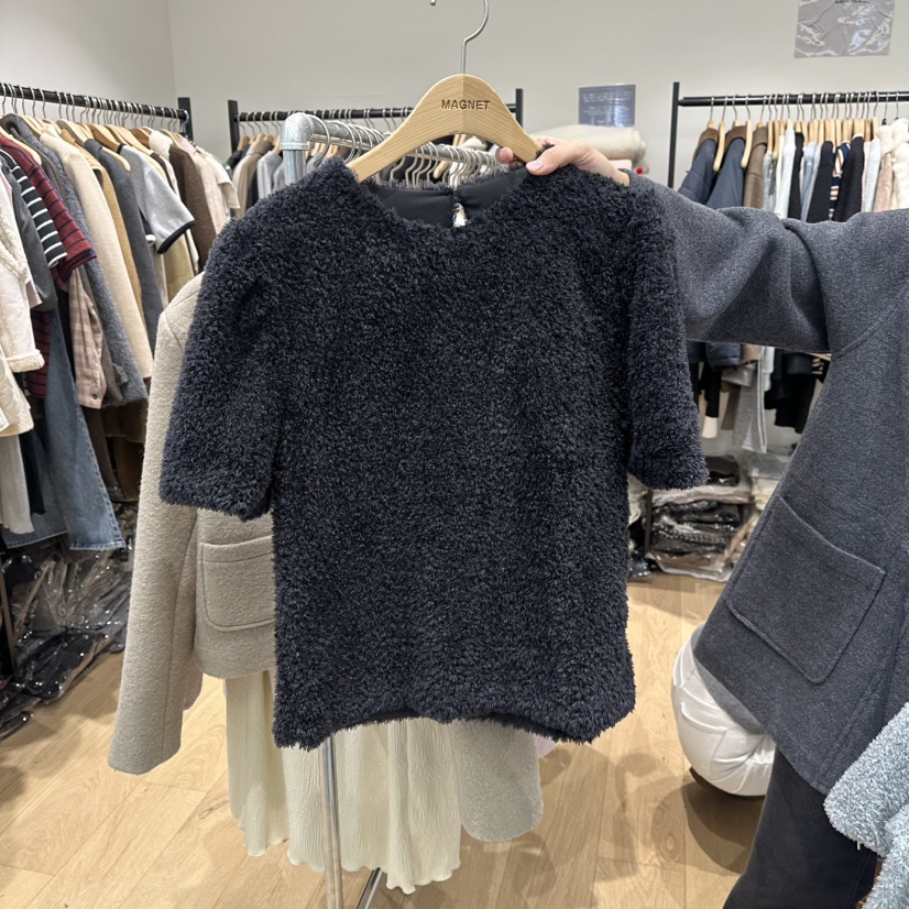 M.G.N東大門㊣實拍女士新品25秋冬休閑職業時尚熱賣推薦T恤MAGNETT恤圖色3