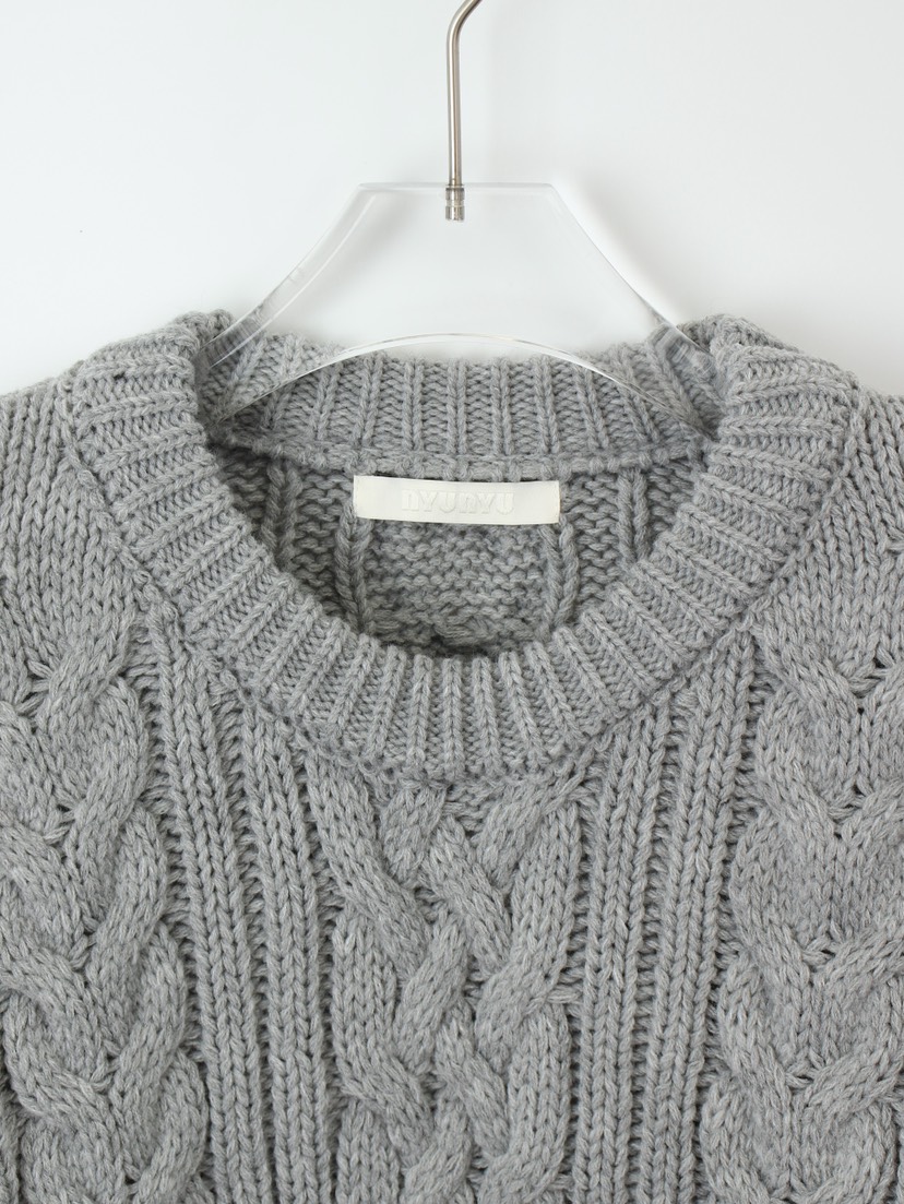 CCW韓國直郵㊣女士新款人氣真品職業25秋冬熱賣時尚推薦毛衣CCW--NYUNYU毛衣