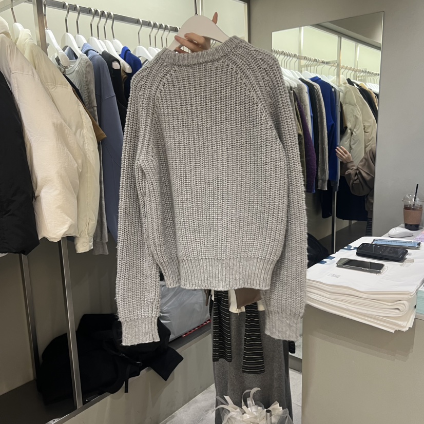 FAVE/FAVOURITE東大門㊣直郵女士新款職業推薦熱賣時尚毛衣FAVE/FAVOURITE毛衣