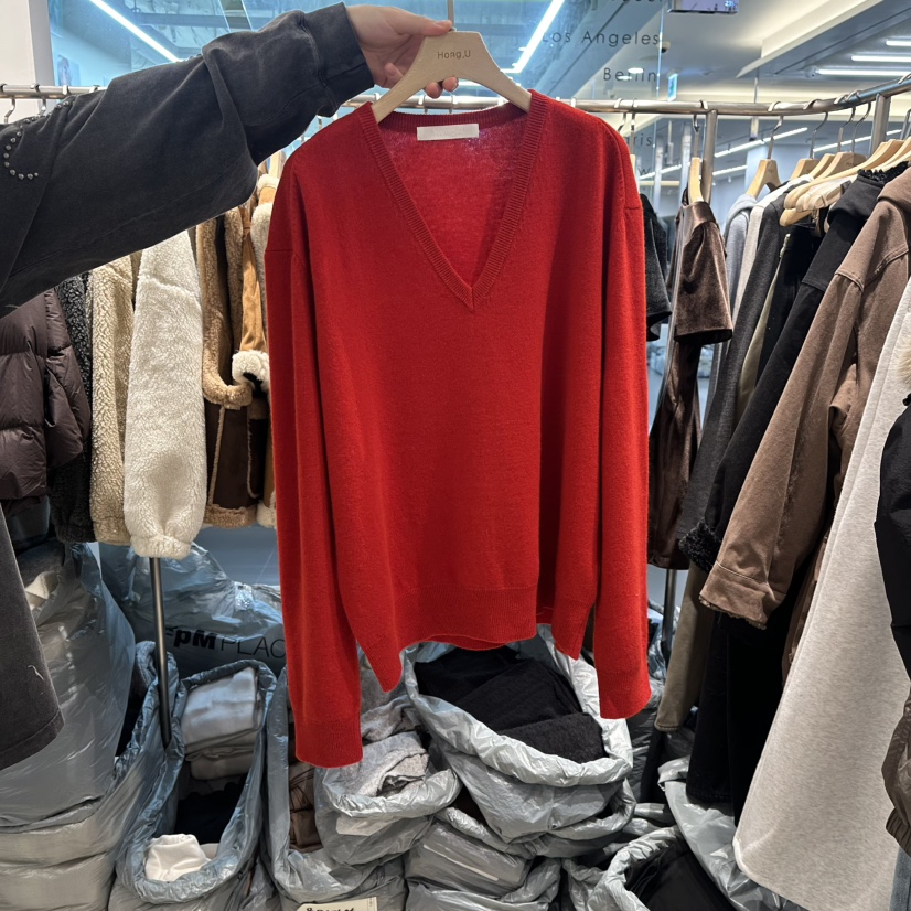 HONG.U韓國代購㊣女士新款人氣推薦熱賣時尚針織衫V領羊毛HONG.U針織衫圖色1