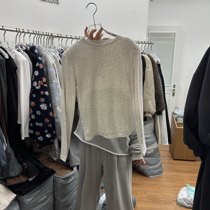 GABIZON東大門㊣直郵女士新款熱賣職業推薦人氣長袖T恤加絨GABIZON長袖T恤圖色2