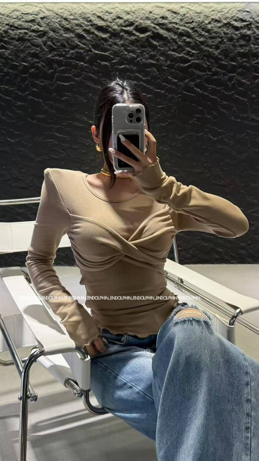 ENDOLPHIN東大門㊣直郵女裝新款熱賣25秋冬推薦人氣長袖T恤ENDOLPHIN長袖T恤圖色2