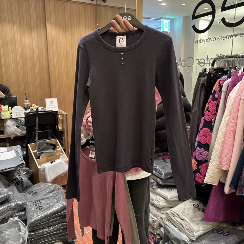 E/E/E東大門㊣實拍女裝新款推薦真品職業熱賣長袖T恤羊毛E/E/E長袖T恤圖色3