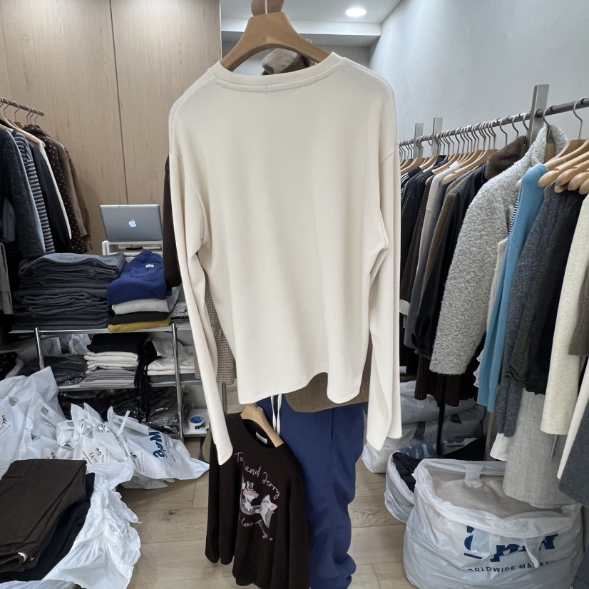 VILLABUTTON東大門㊣直郵女裝新款休閑真品熱賣職業長袖T恤VILLABUTTON長袖T恤