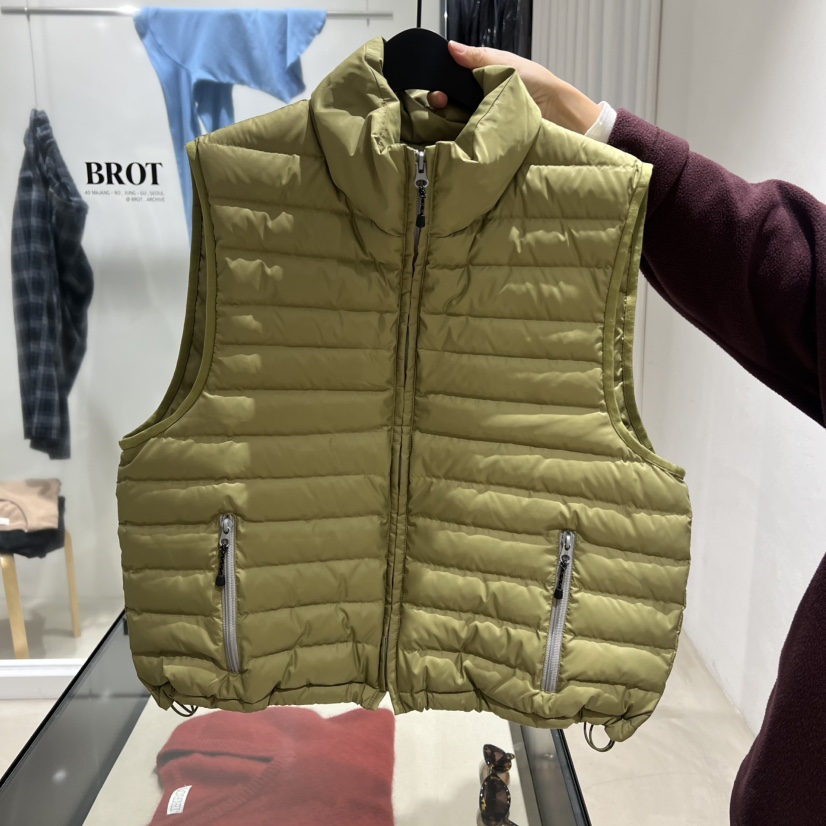 BROT東大門㊣直郵女裝新品真品休閑時尚熱賣職業25秋冬馬甲鵝絨BROT馬甲圖色2