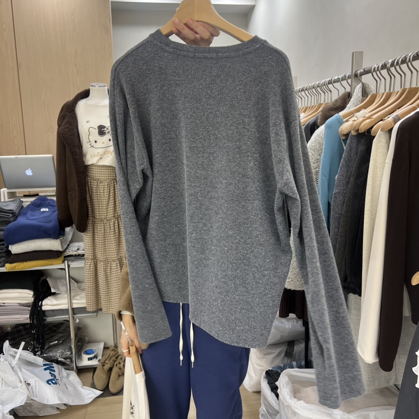 VILLABUTTON東大門㊣直郵女裝新款人氣25秋冬時尚推薦長袖T恤VILLABUTTON長袖T恤