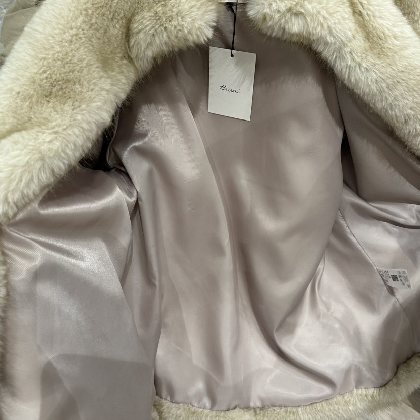 BRUNI/RICOTTA韓國直郵㊣女裝新款人氣真品職業短款大衣毛皮BRUNI/RICOTTA短款大衣