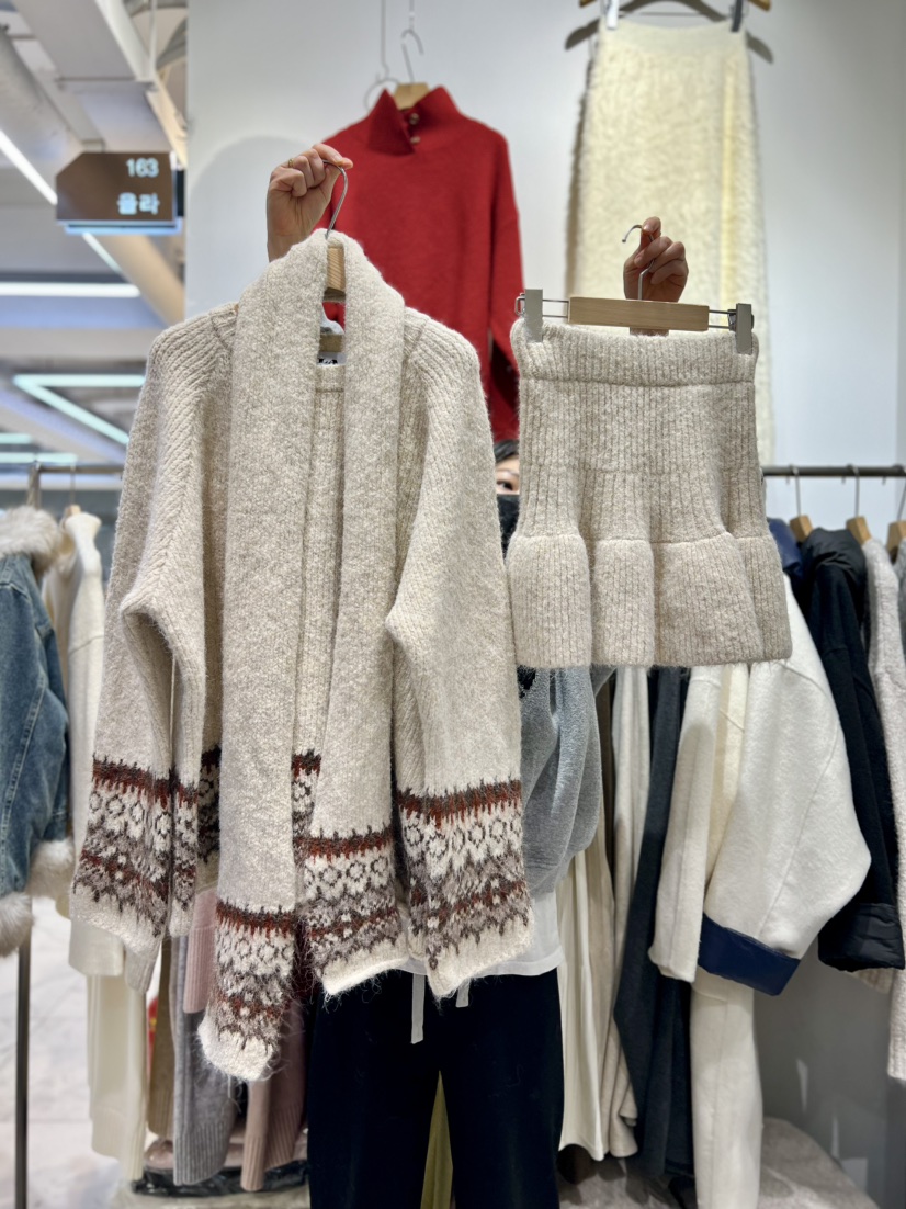 OLA韓國代購㊣女士新款人氣25秋冬熱賣時尚職業休閑套裝三件套mellor/OLA套裝圖色2