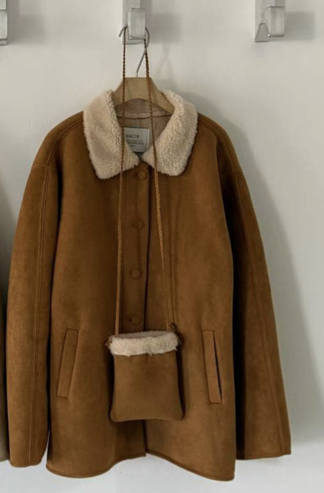 SALT.B東大門㊣直郵女裝新品推薦真品人氣熱賣25秋冬夾克不含包SALT.B夾克圖色2