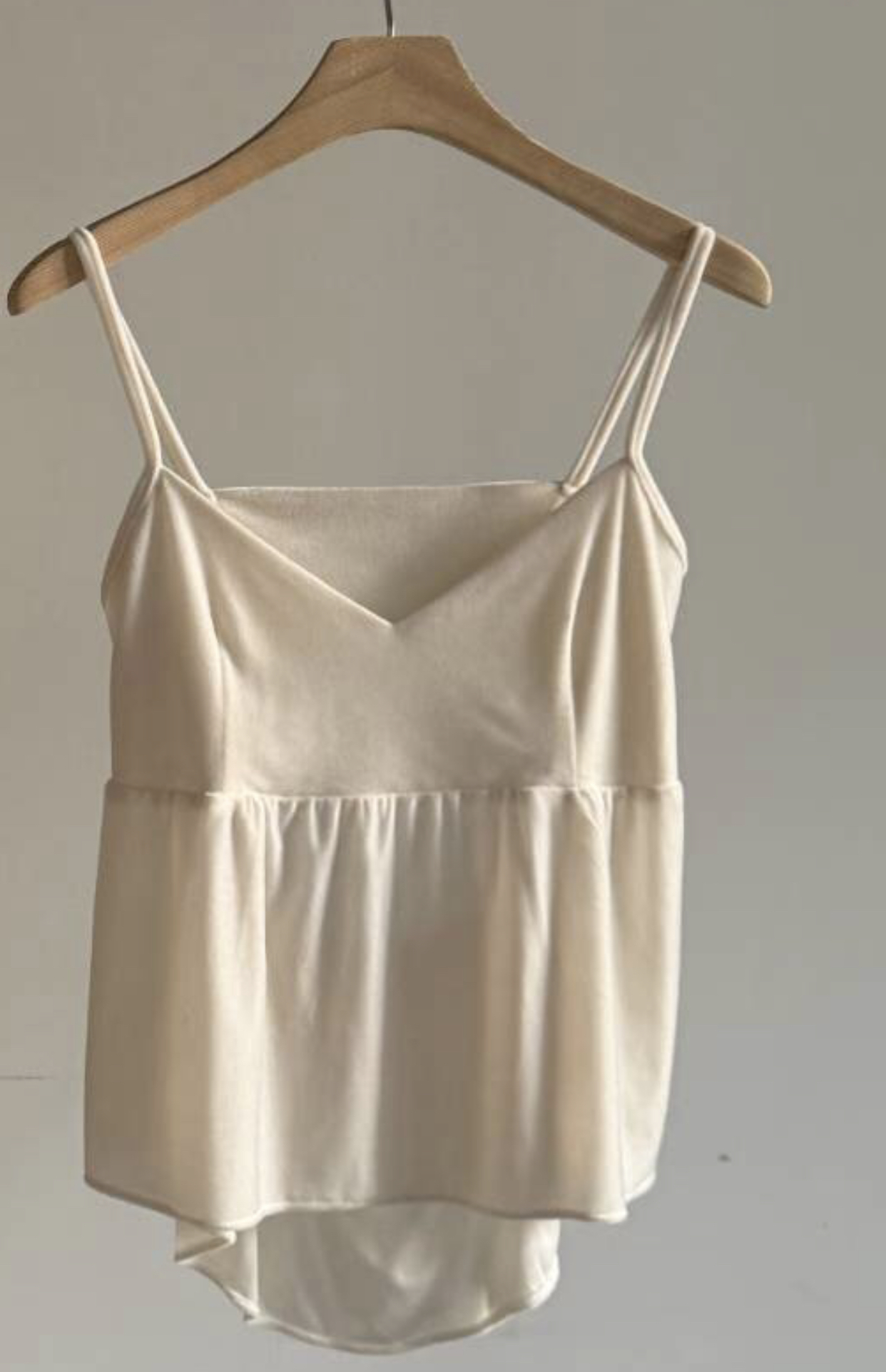 SALT.B東大門㊣直郵女士新款職業時尚推薦吊帶背心不含內搭SALT.B吊帶/背心圖色1