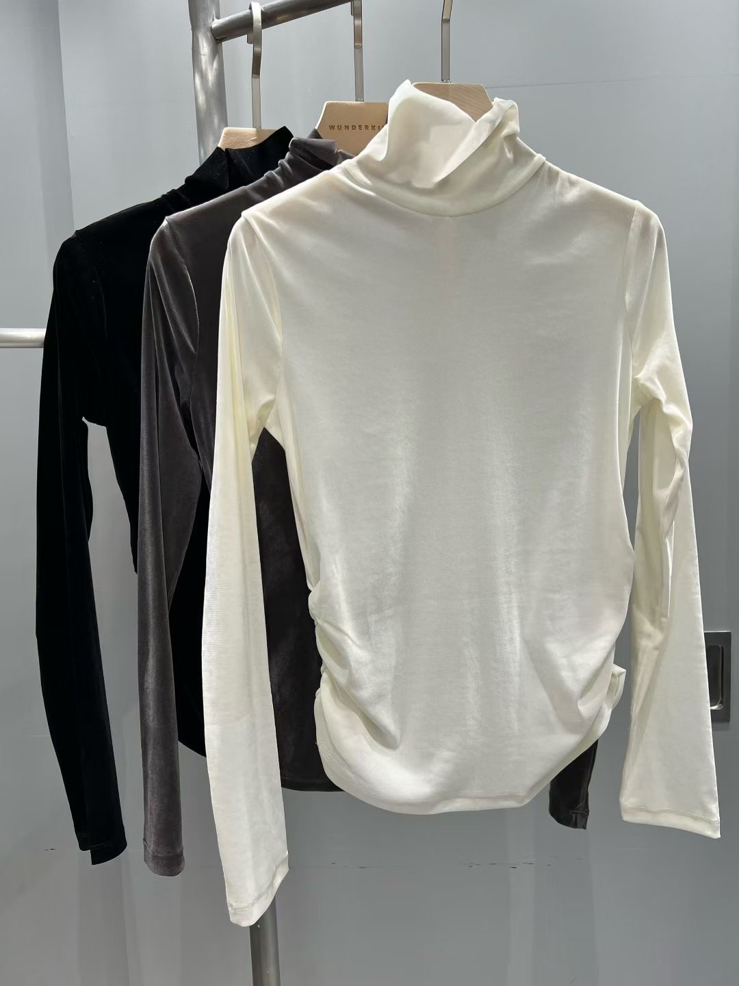 WUNDERKIND韓國直郵㊣女士新品職業時尚人氣推薦熱賣長袖T恤WUNDERKIND長袖T恤