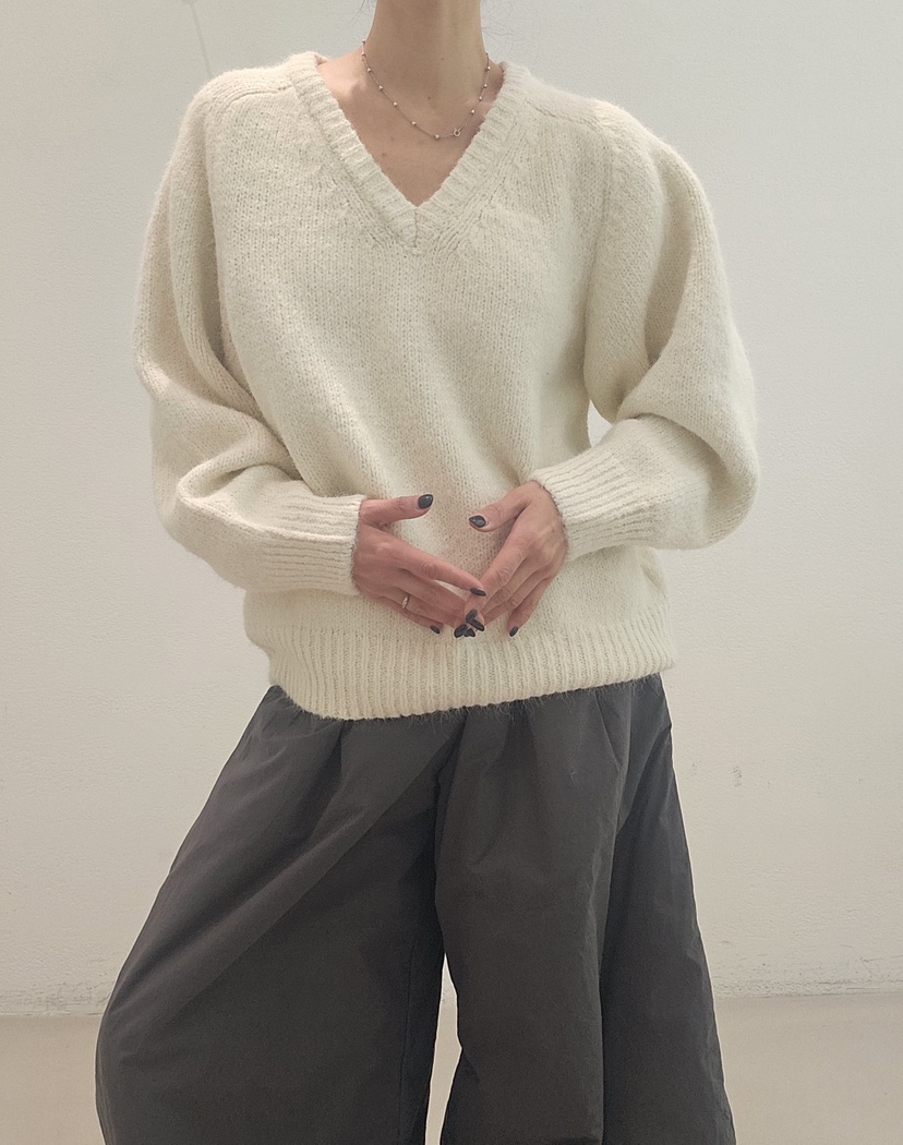 NEOUL韓國直郵㊣女裝新款推薦職業人氣25秋冬熱賣針織衫V領NEOUL/ahin雙領標簽針織衫