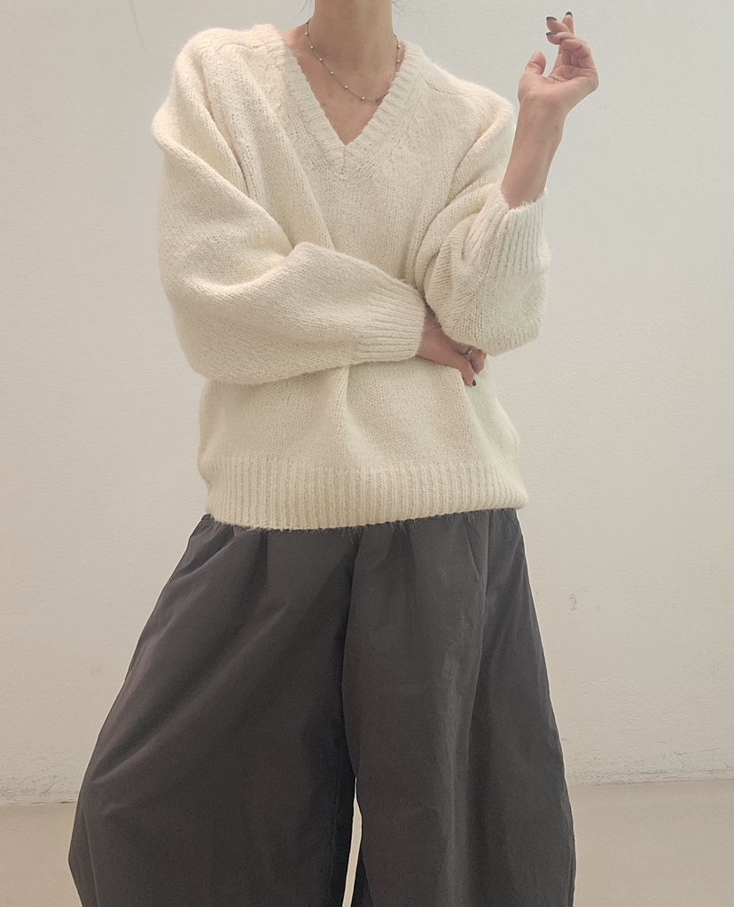 NEOUL韓國直郵㊣女裝新款推薦職業人氣25秋冬熱賣針織衫V領NEOUL/ahin雙領標簽針織衫