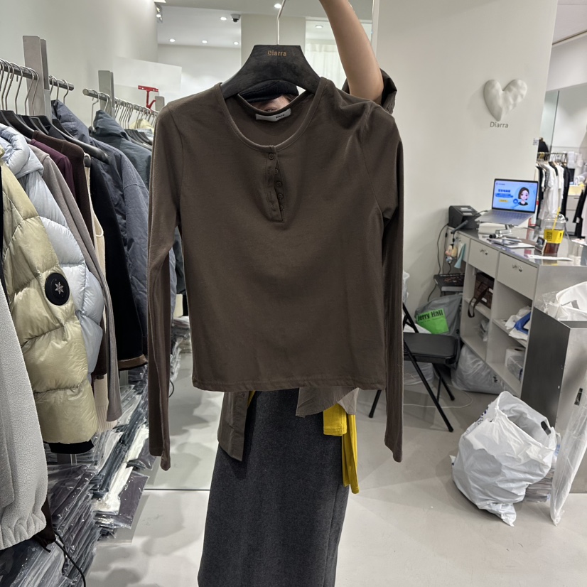 DIARRA東大門㊣實拍女裝新品人氣時尚推薦25秋冬熱賣長袖T恤DIARRA長袖T恤圖色2
